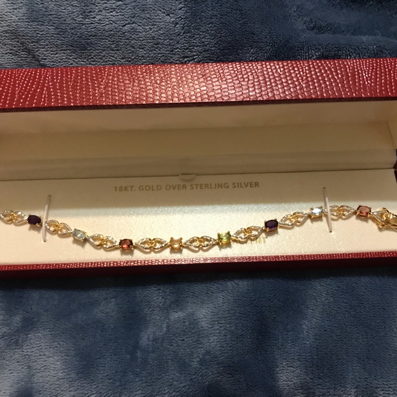 Gorgeous 18kt Gold over Sterling Silver with Genuine Stones and Diamond accents. - Picture 4 of 9